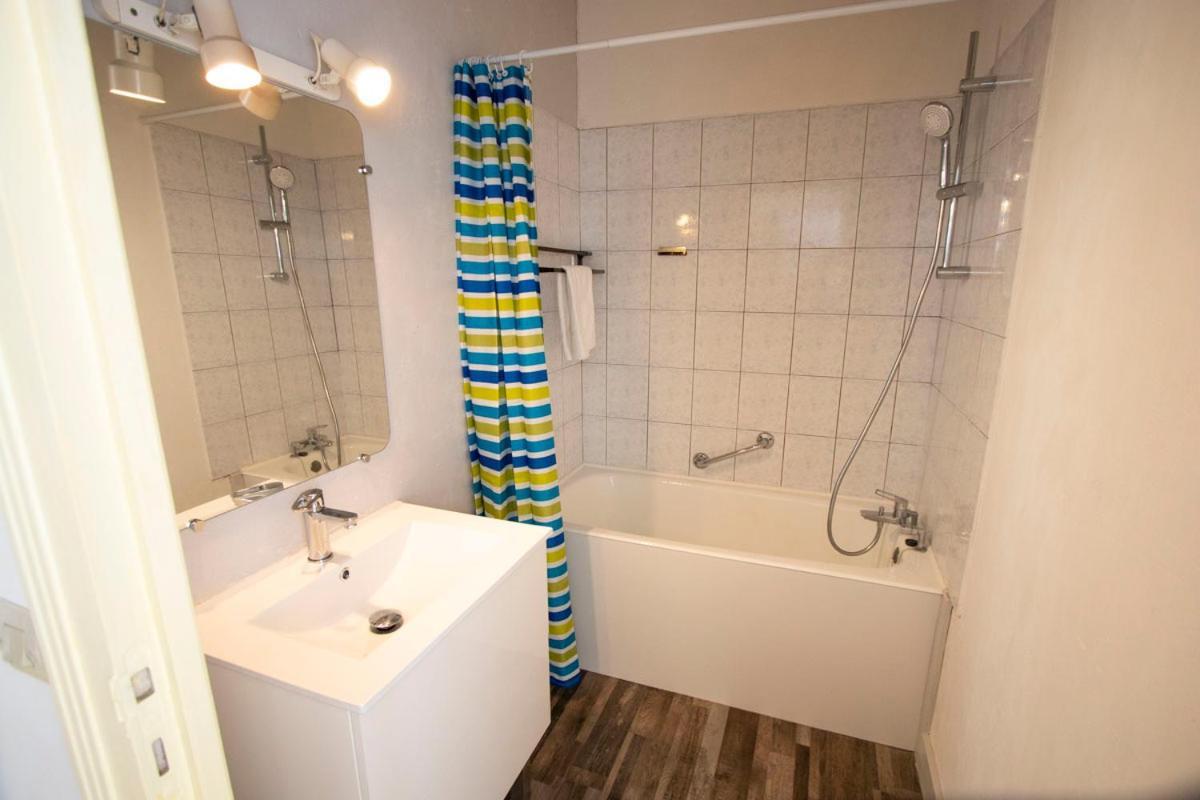 Appartement 1 A 9 Personnes Hagetmau Coeur De Ville Exterior foto